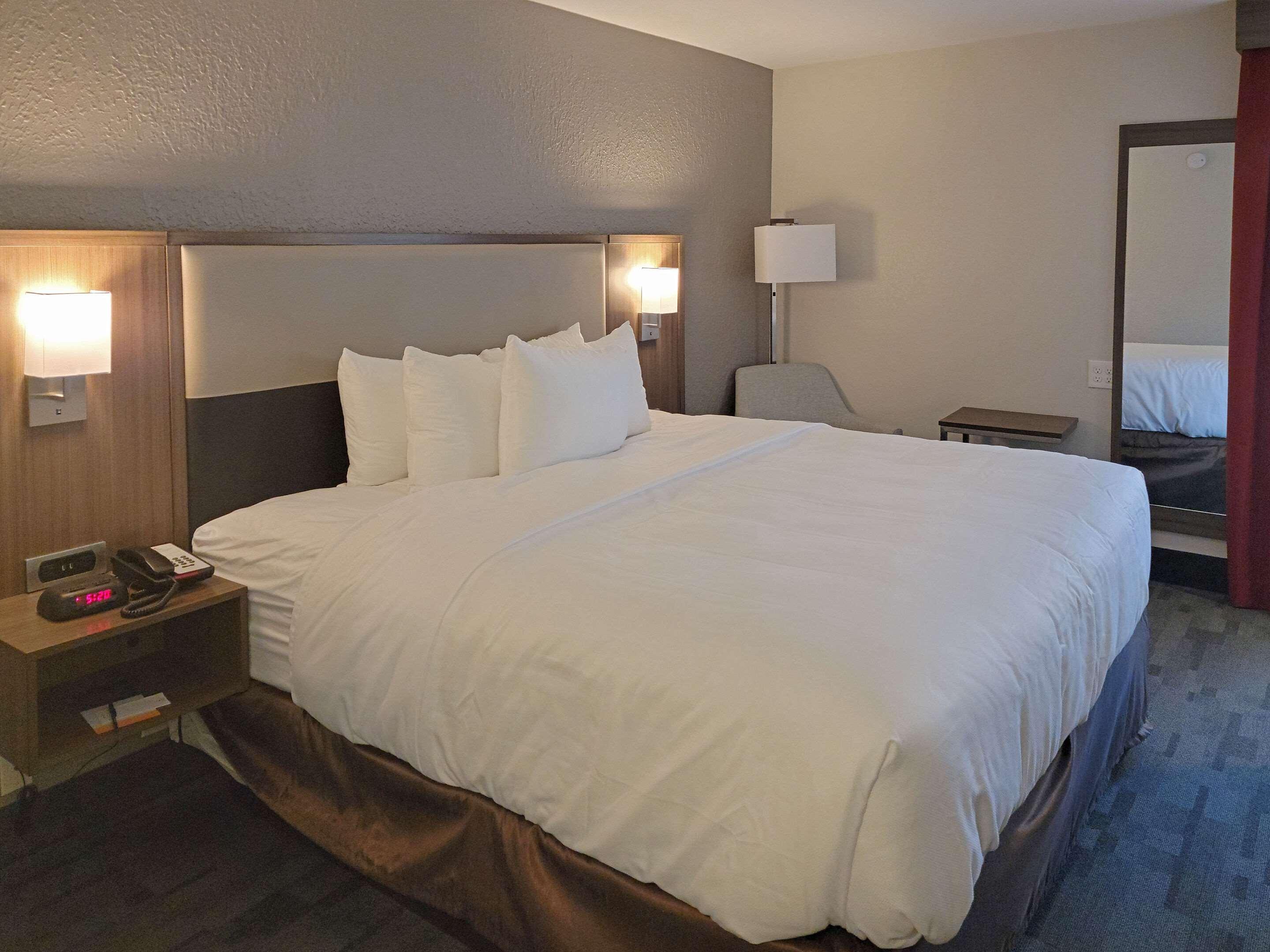 Comfort Inn & Suites Wyomissing-Reading Экстерьер фото
