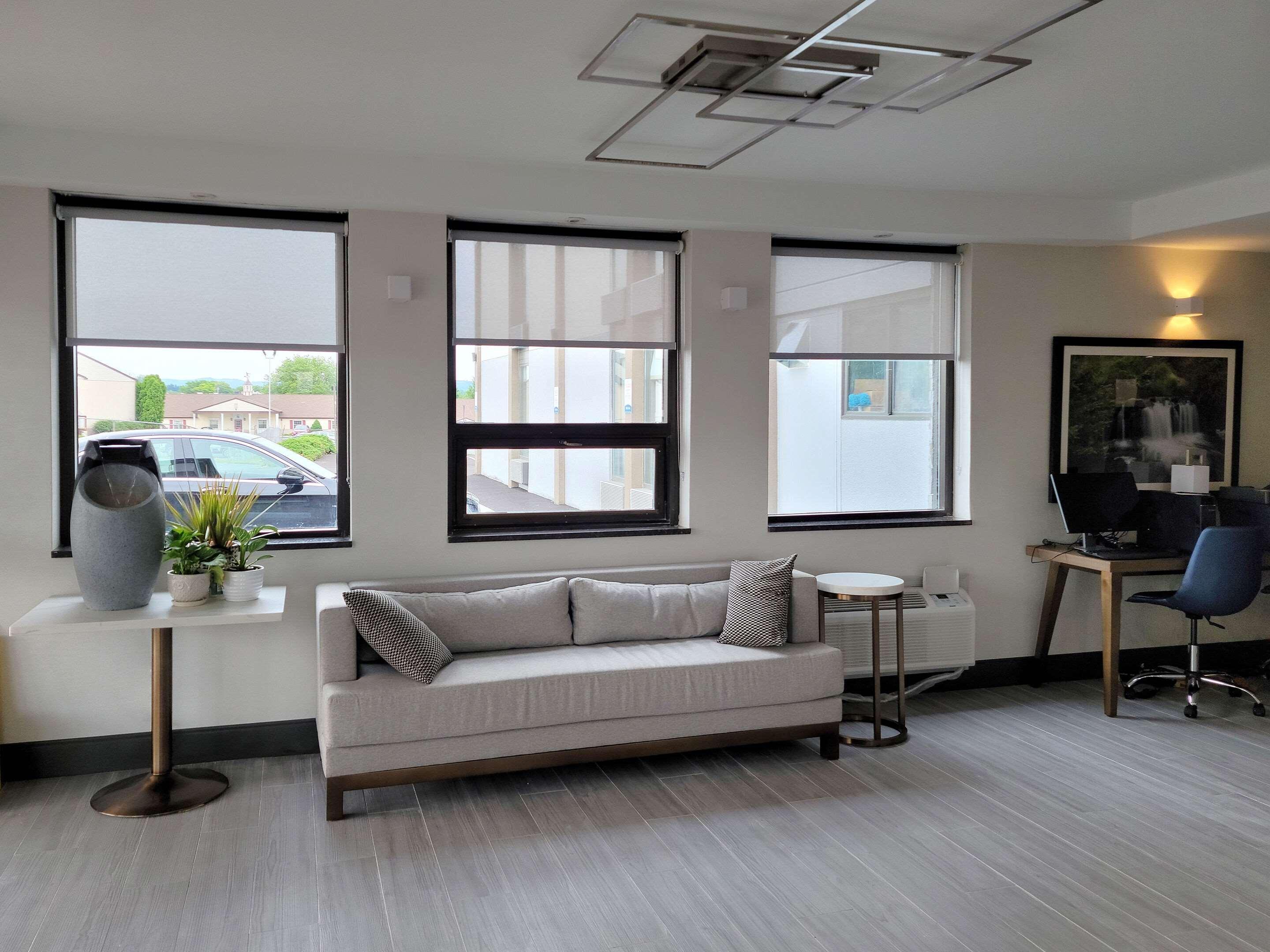 Comfort Inn & Suites Wyomissing-Reading Экстерьер фото