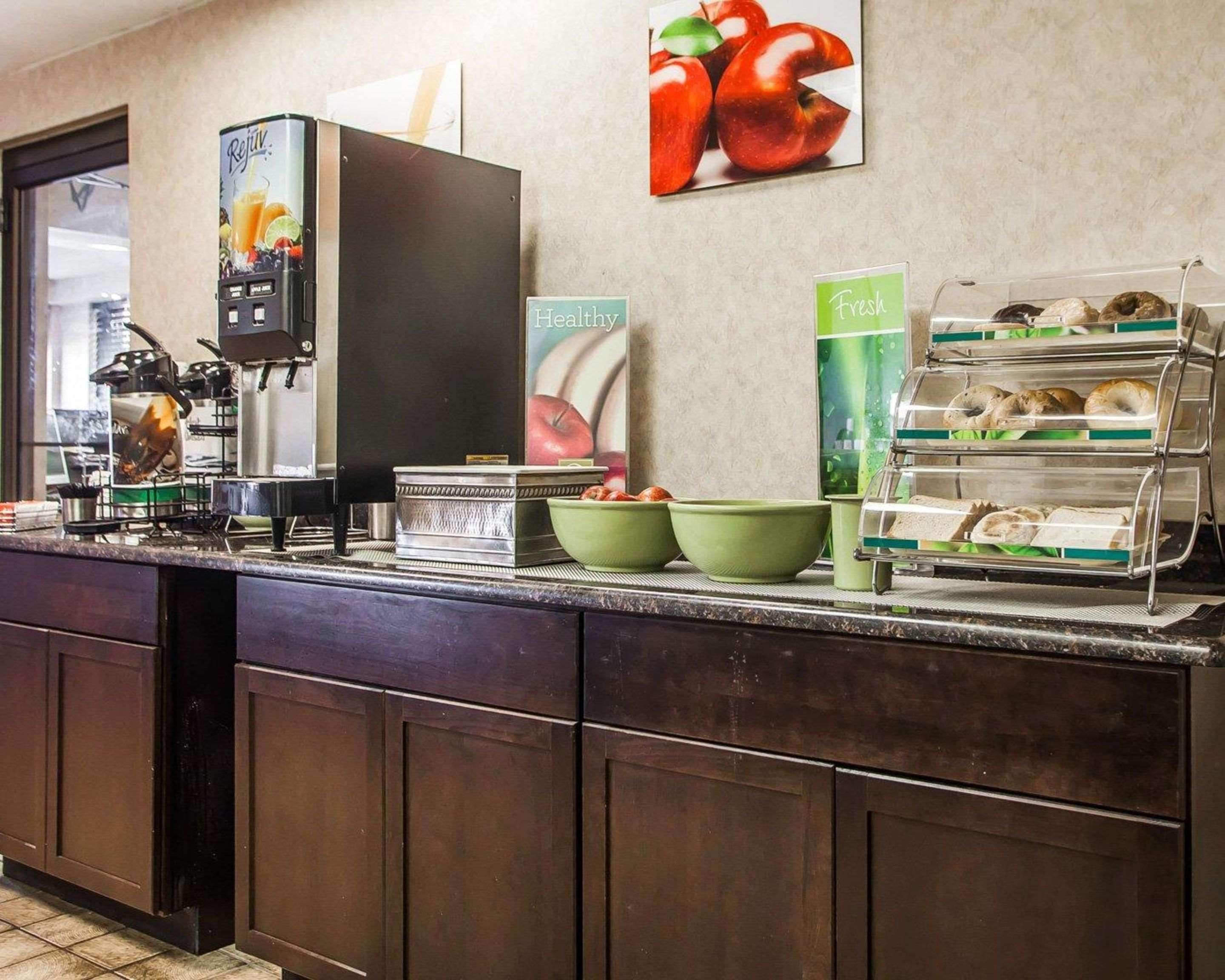 Comfort Inn & Suites Wyomissing-Reading Экстерьер фото
